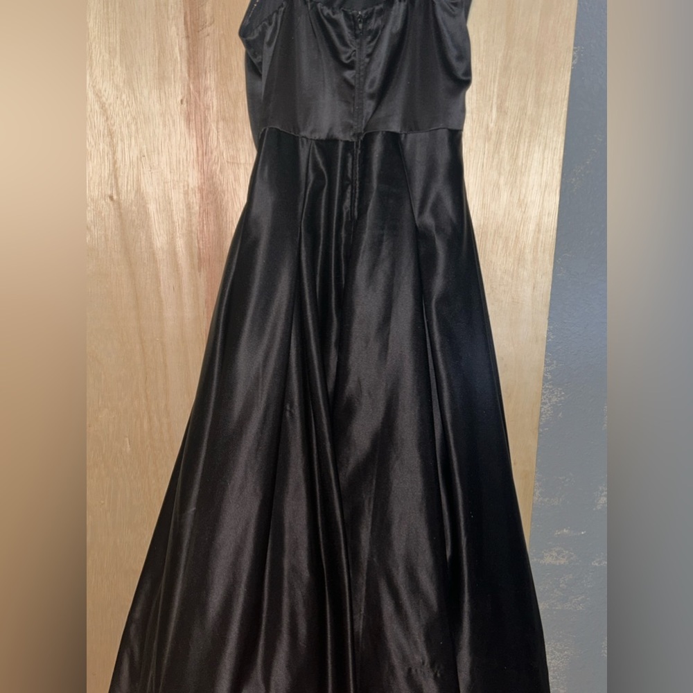 Prom Dress - Picture 6 of 8